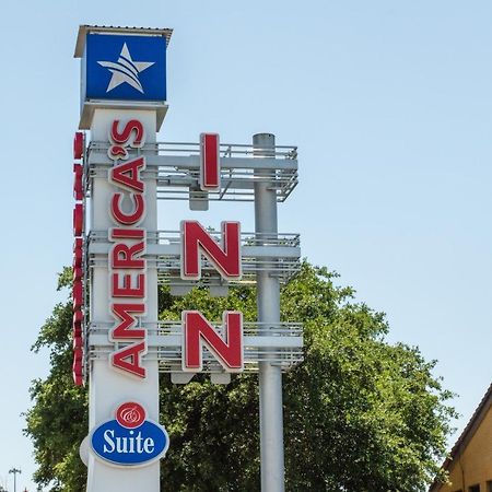 America'S Inn Houston/Stafford /Sugarland Luaran gambar